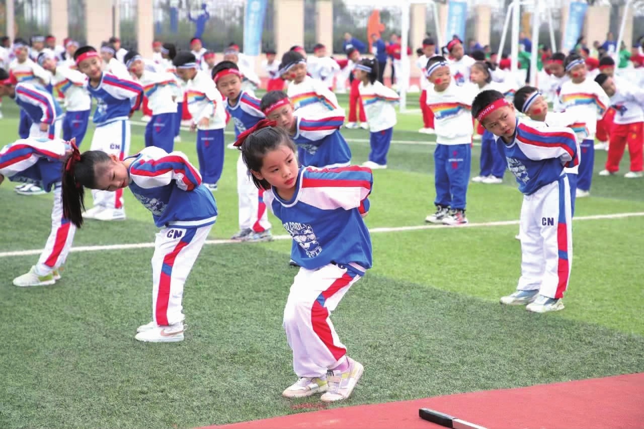 三方交易浮现：湖人获“绿巨人”超值，勇士得利，独行侠吃亏明显
