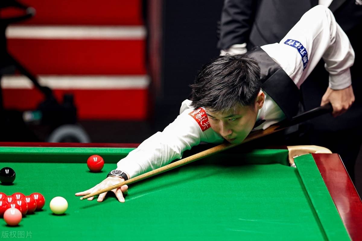 与利雅得青 与利雅得青